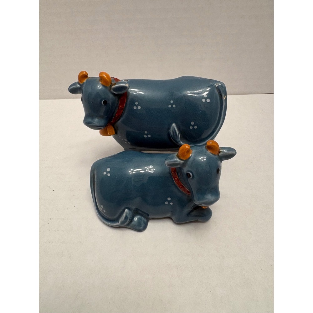 Otagiri Blue Cow Salt and Pepper Shakers Vintage Hand Crafted Japan Set of 2